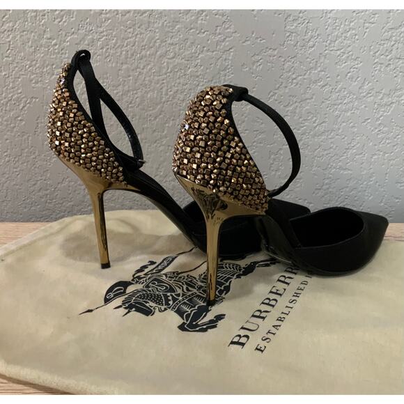 Burberry London Alanson Embellished Satin Heels Pumps Black Gold EU 39 - Picture 3 of 5